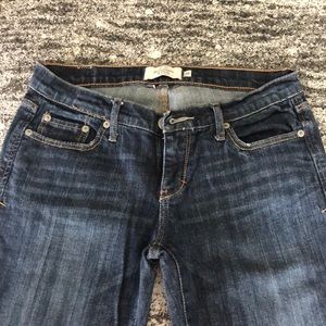 Women’s jeans